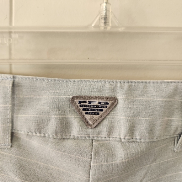 Columbia PFG Bermuda Shorts Hiking Activewear Fishing Womens Light Blue Summer - Picture 3 of 9